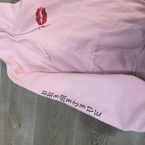 PRIMITIVE HOODIE - Picture 4 of 6